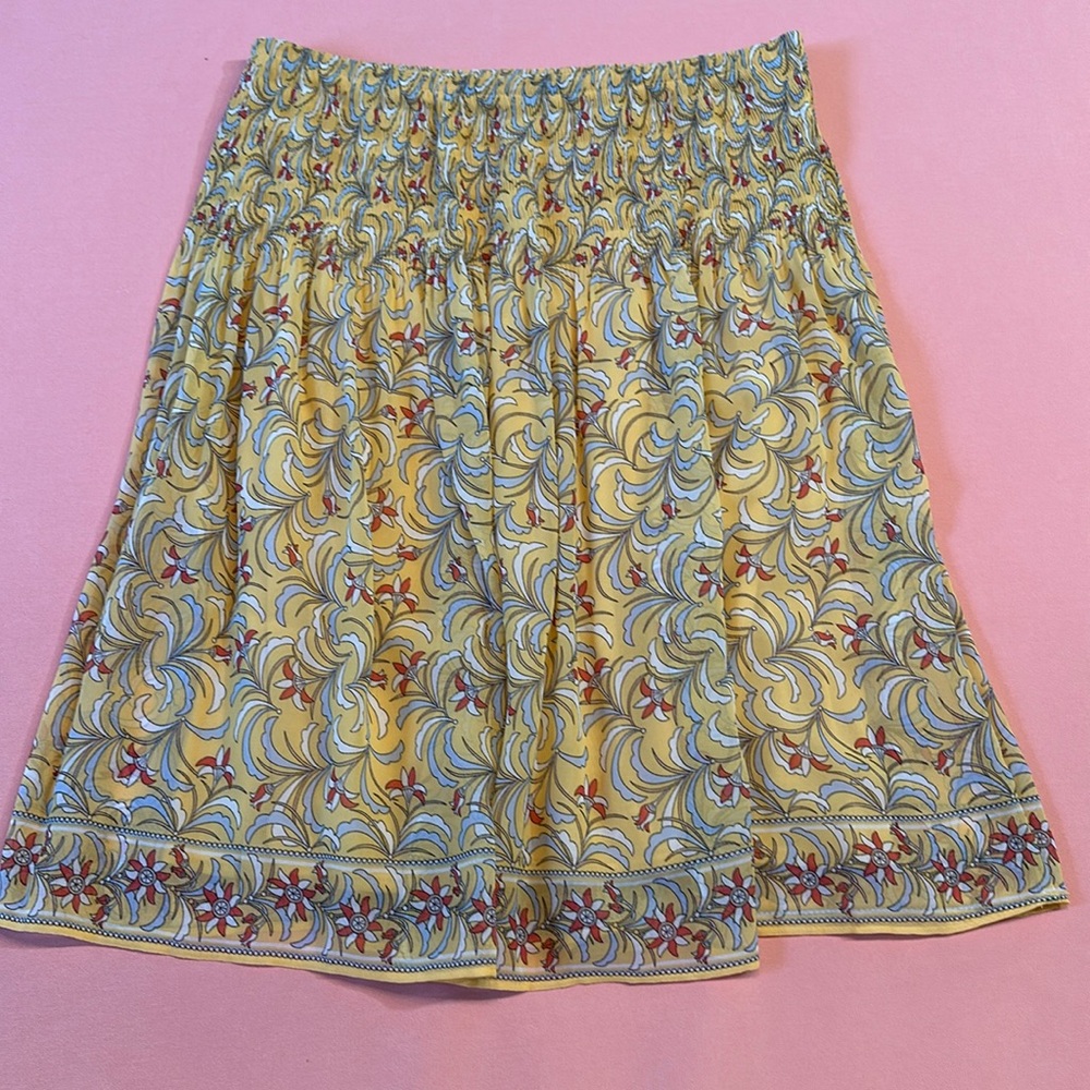 New Max Studio Lined Skirt. Size S.